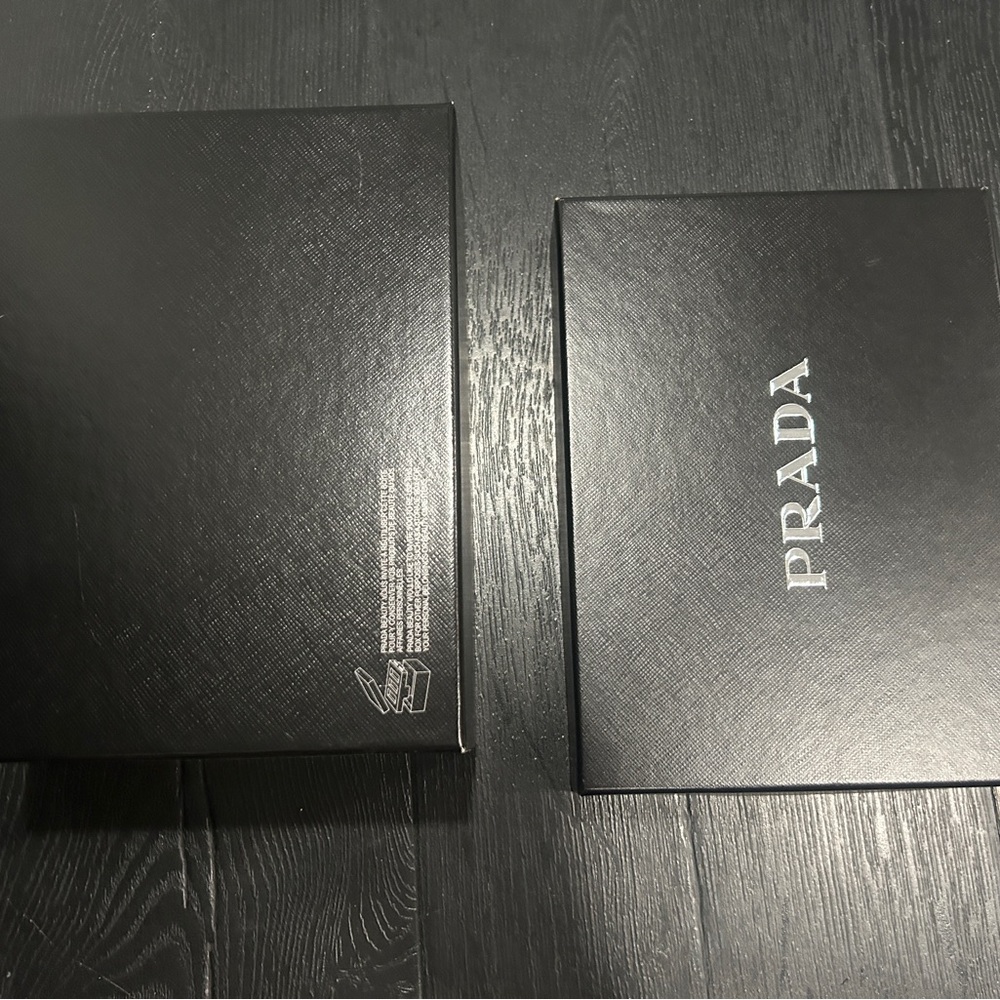 Prada box - Picture 6 of 6